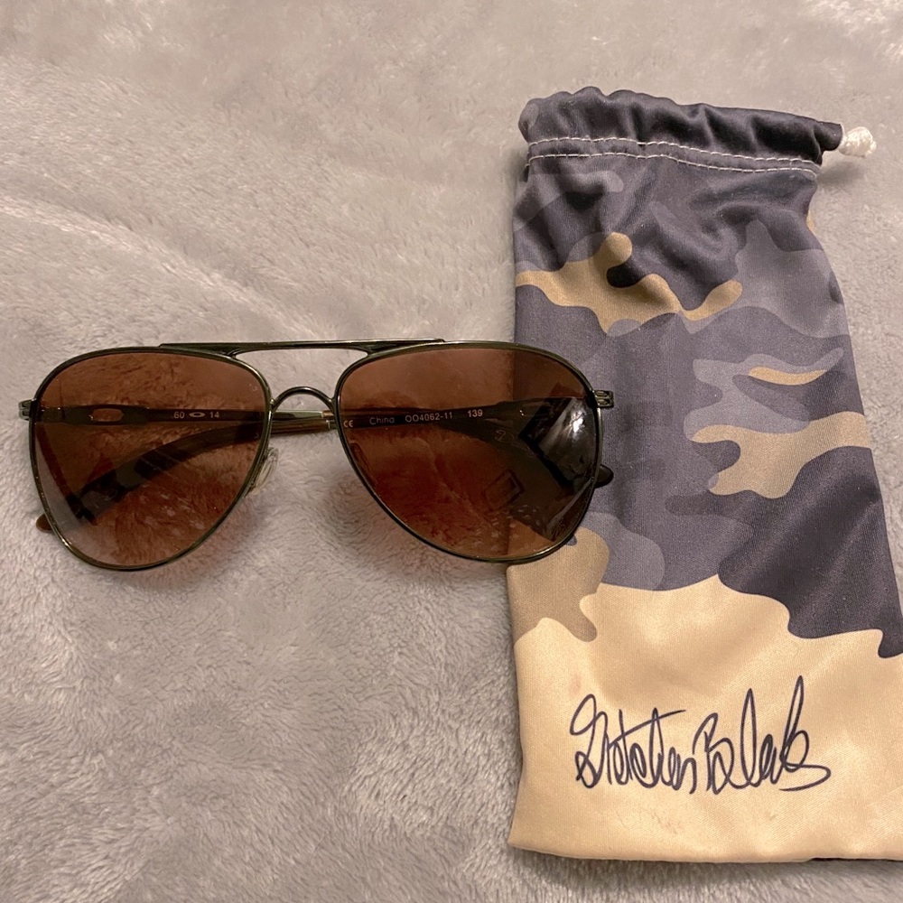 Oakley Aviator sunglasses